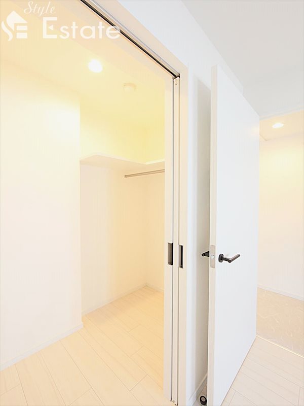 ウォークインクローゼット