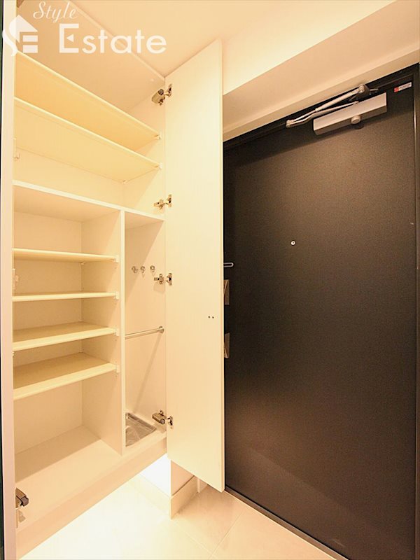 シューズボックス