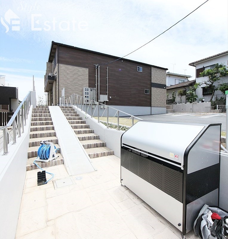 プチメゾン松和花壇