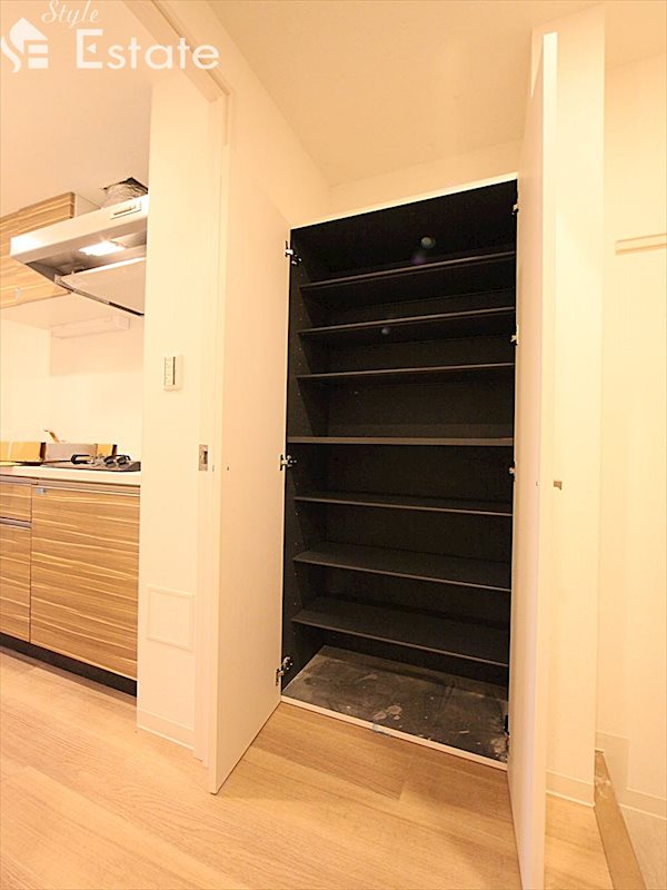 シューズボックス