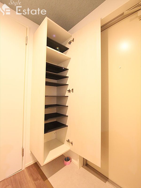 シューズボックス