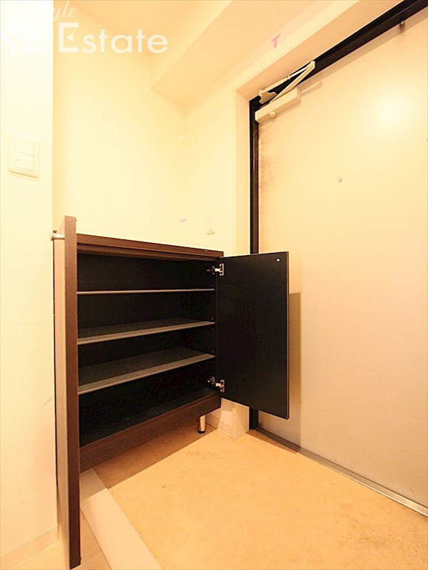 シューズボックスあります