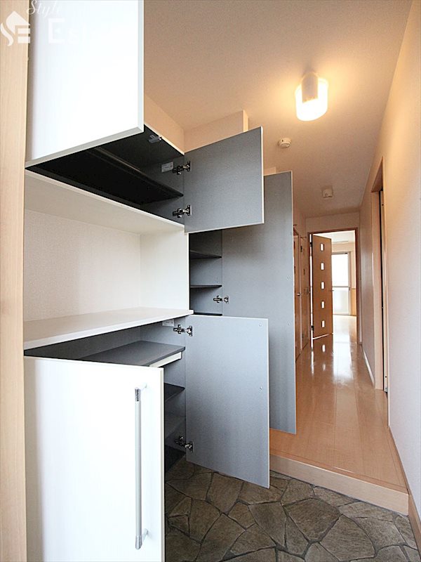 シューズボックス