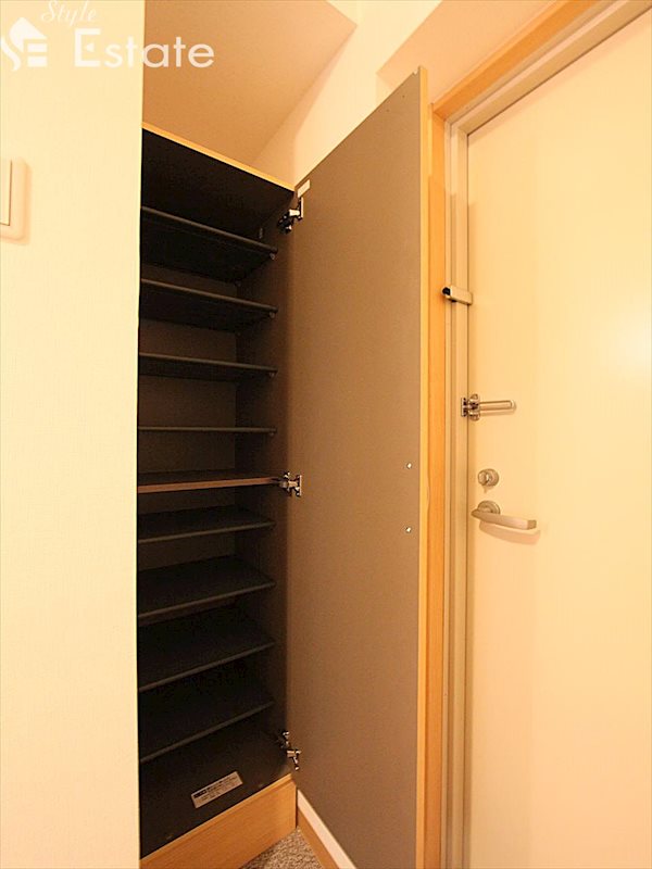 シューズボックス