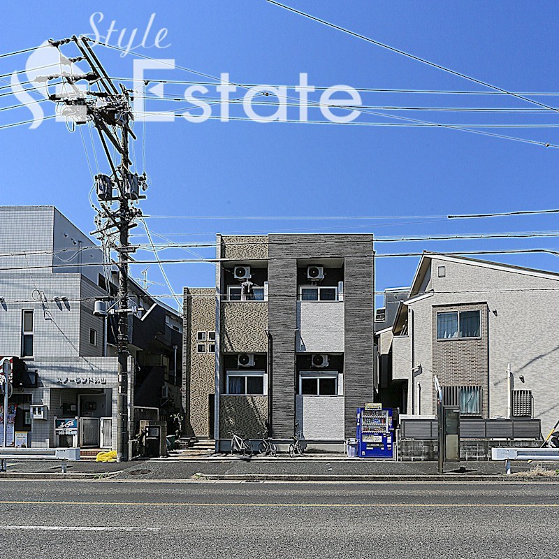 メゾンラフィネ