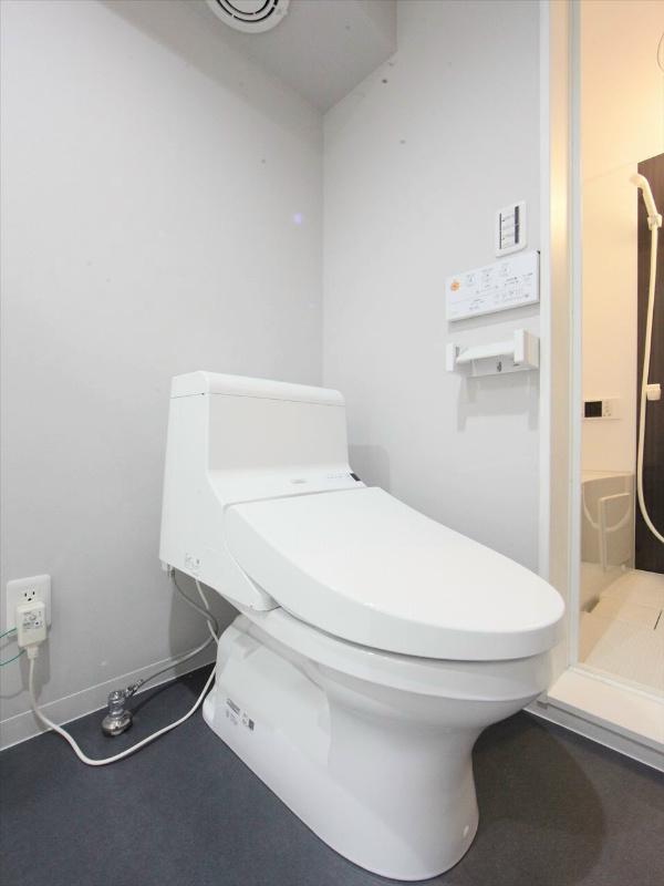 トイレ ウォシュレット付