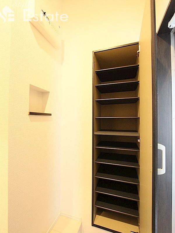 充実シューズボックス