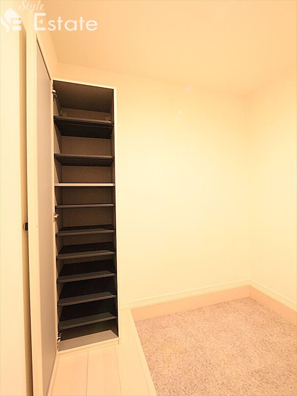 シューズボックス