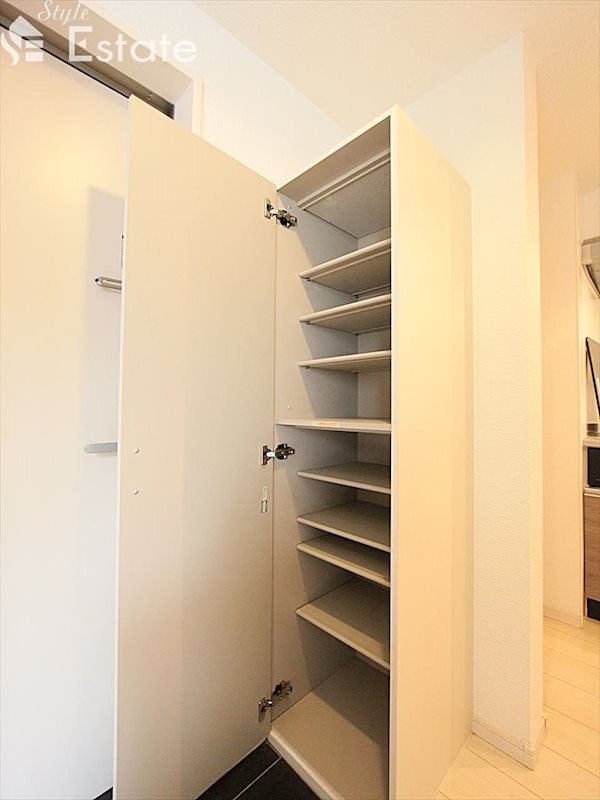 シューズボックス