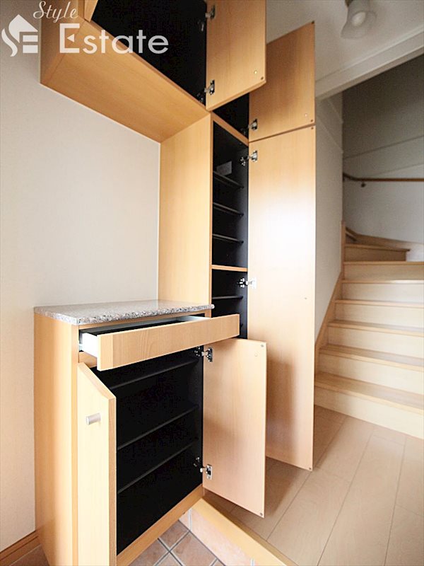 シューズボックス