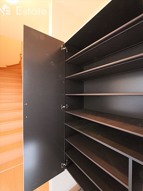 シューズボックス