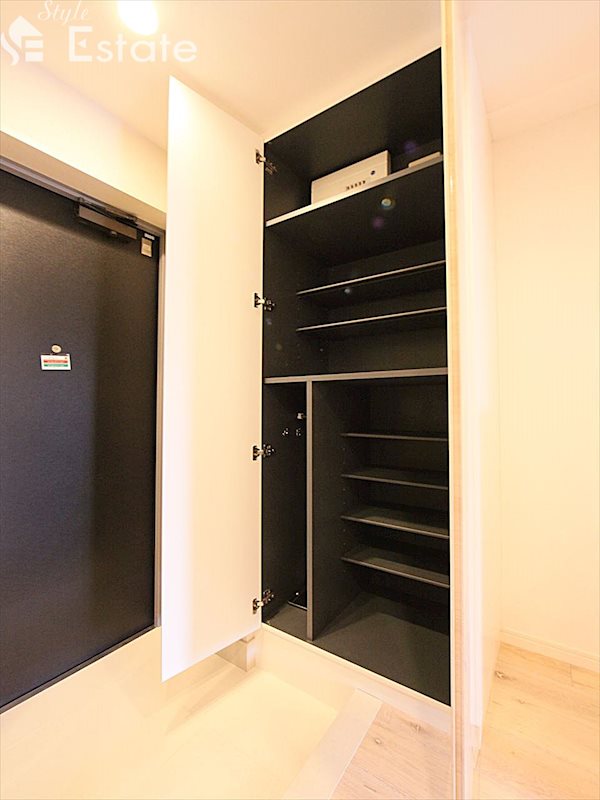 シューズボックス