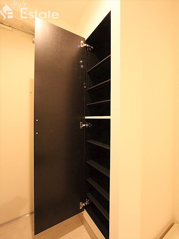 シューズボックス