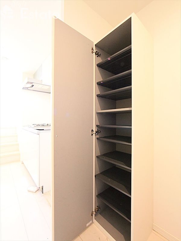 シューズボックス