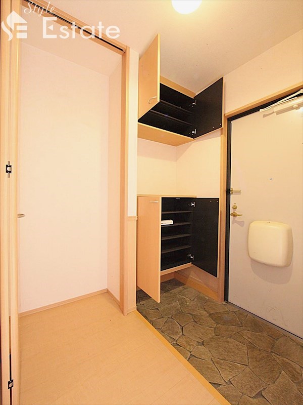 シューズボックス