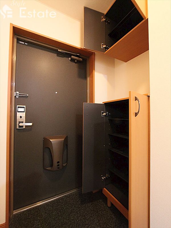 シューズボックス