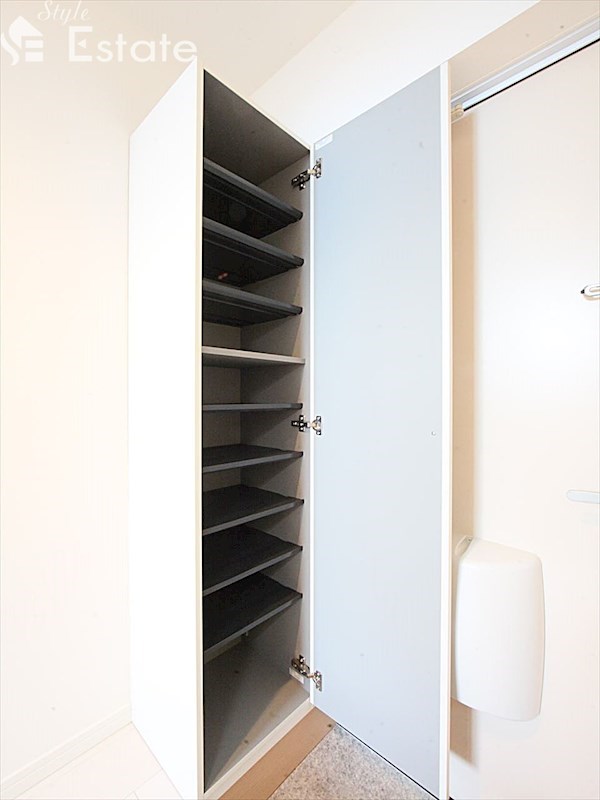 シューズボックス