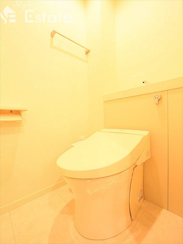 シャワー付きトイレ