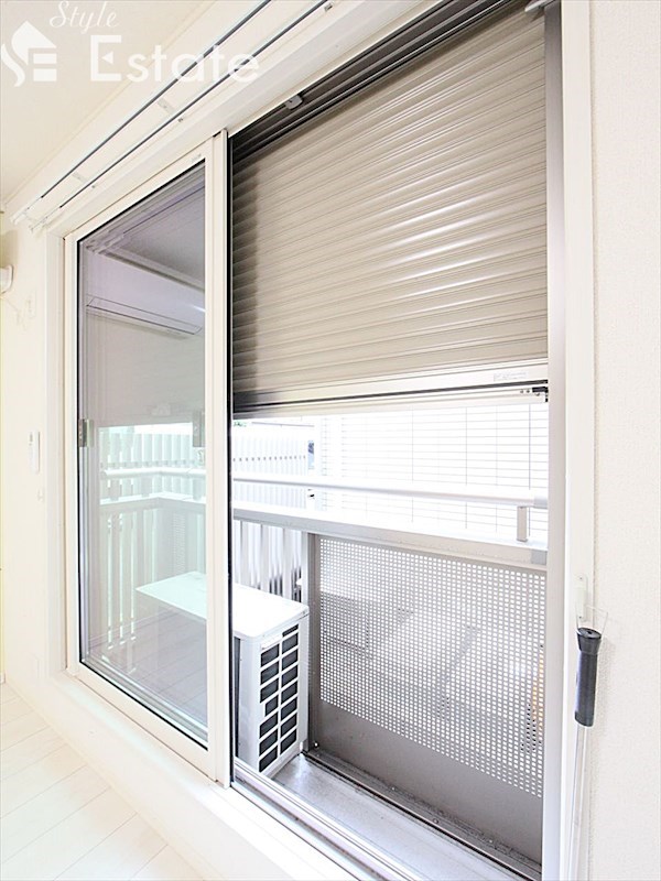 バルコニ― シャッターあり