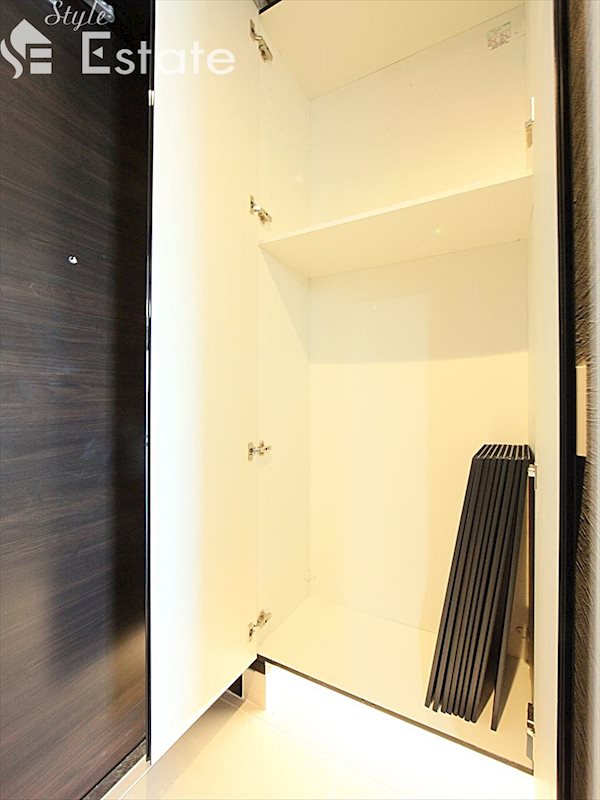 シューズボックス