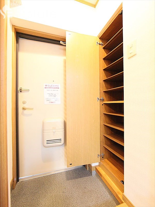 シューズボックス