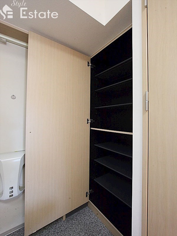 シューズボックス