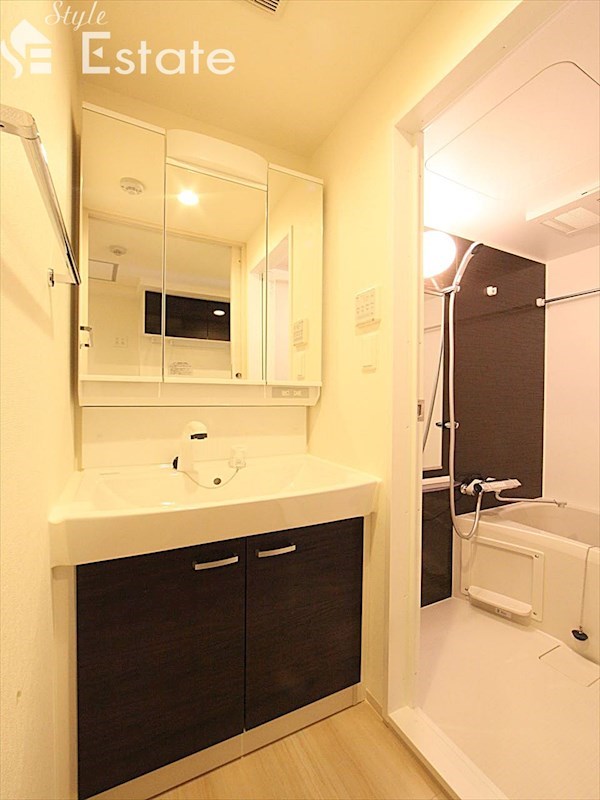 シャンプードレッサー