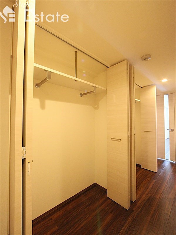 クローゼット充実