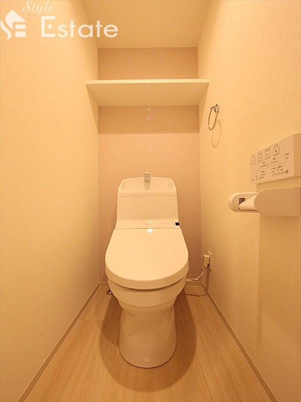 シャワー付トイレ