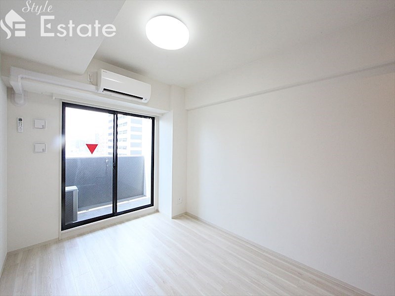 洋室 エアコン付き