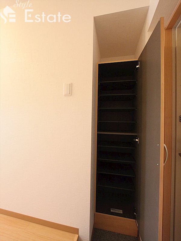 シューズボックス