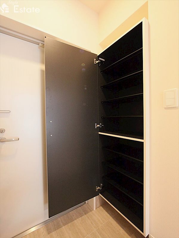 シューズボックス