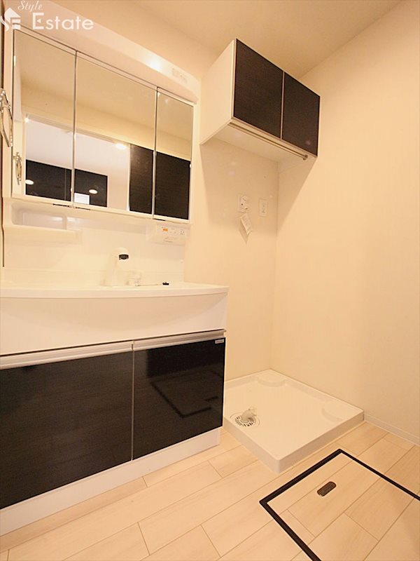 脱衣場 独立洗面台