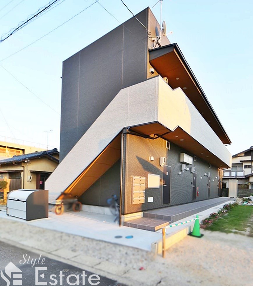 Xevi Flat
