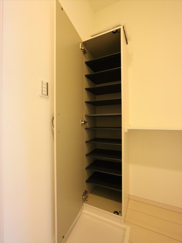 玄関 シューズボックス