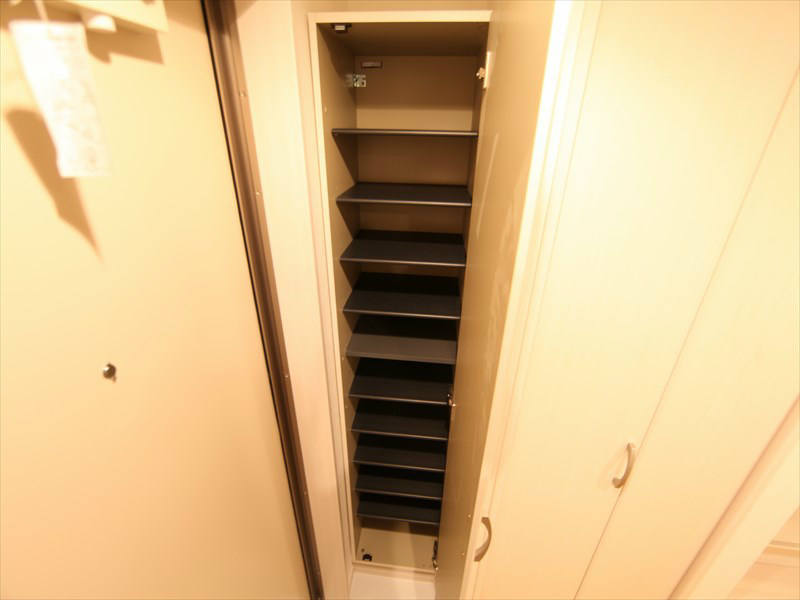 シューズボックス