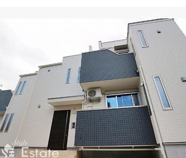 GRANDTIC 平安通駅前