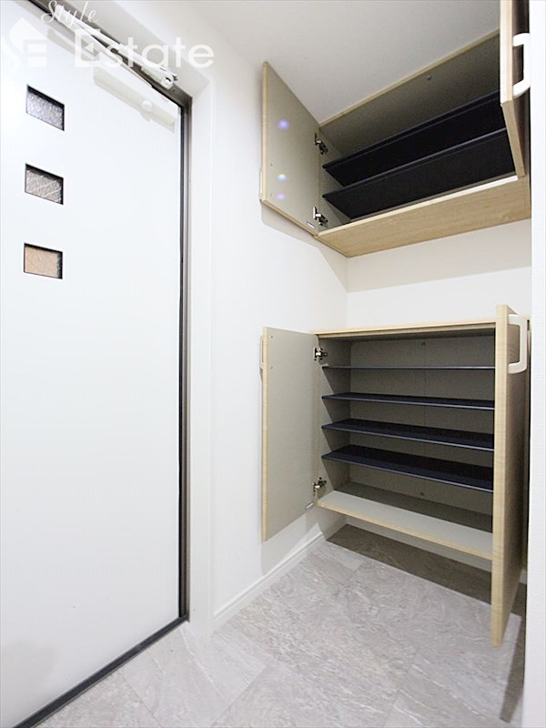 シューズボックス