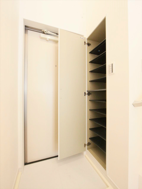 シューズボックス