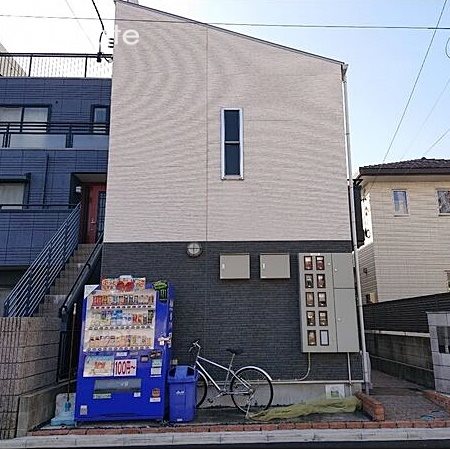 オーフォレスト