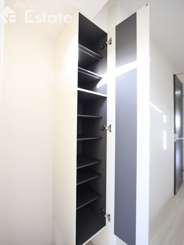 シューズボックス