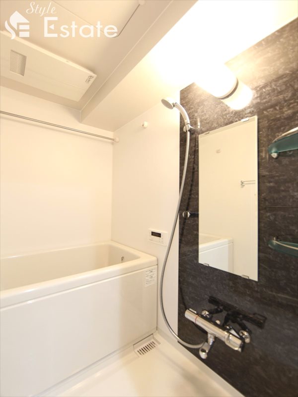 バスルーム★浴室乾燥機付★鏡付