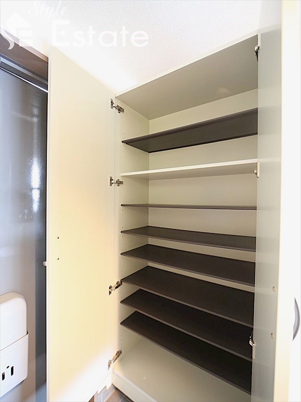 シューズボックス