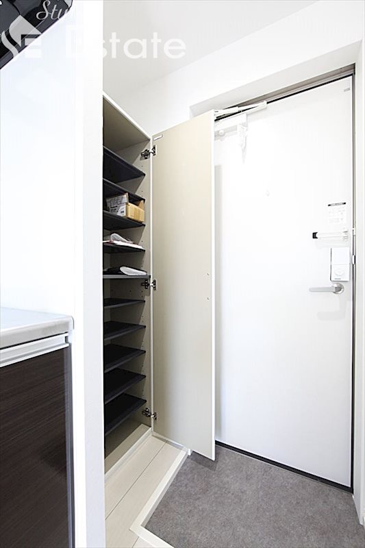 シューズボックス