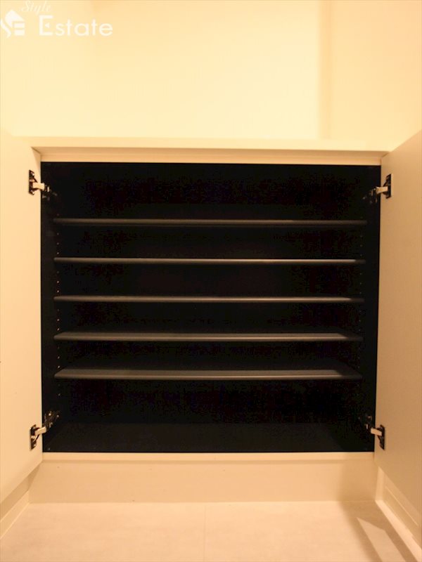 シューズボックス