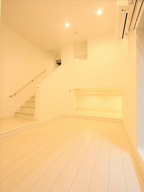 洋室 エアコンあります