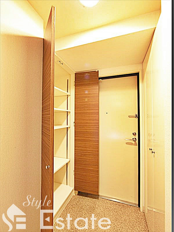 シューズボックス