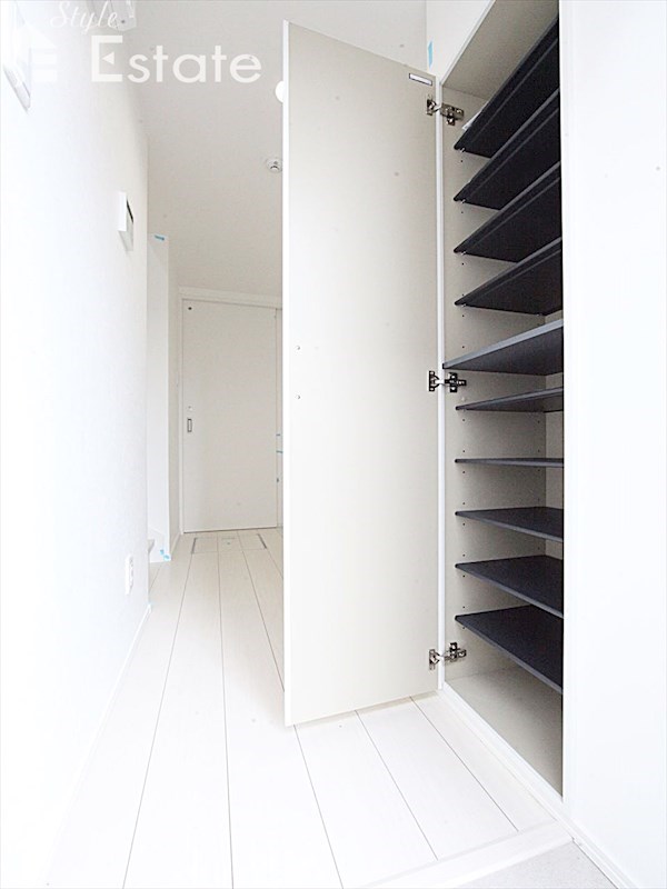 シューズボックス