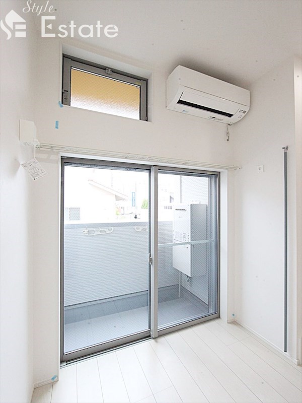 エアコン 室内物干し