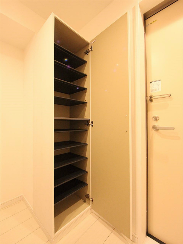 シューズボックス